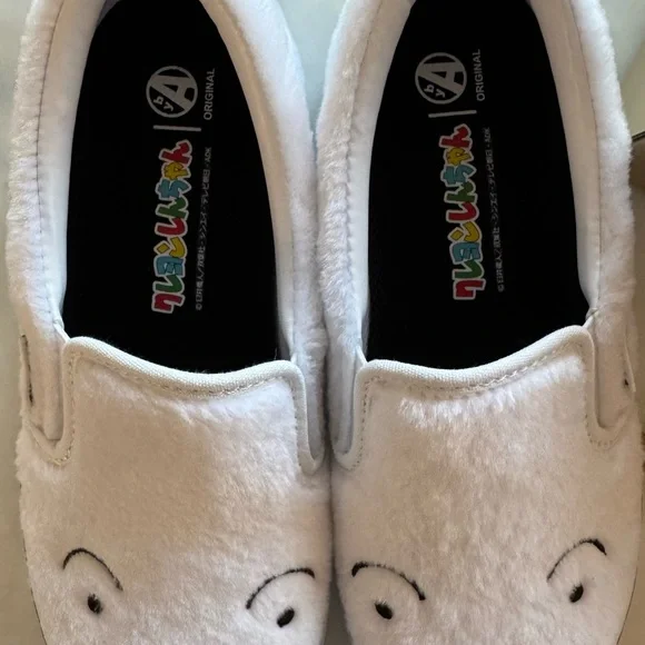Vans White Fuzzy Slip-On Sneakers - Picture 3 of 6